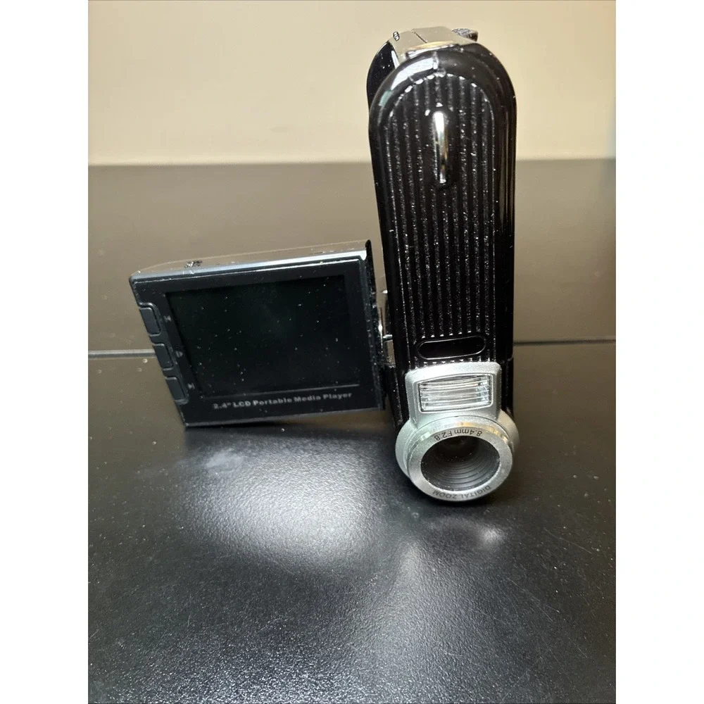 Aiptek Digital Camcorder Camera Black W/ Battery (Parts Only)